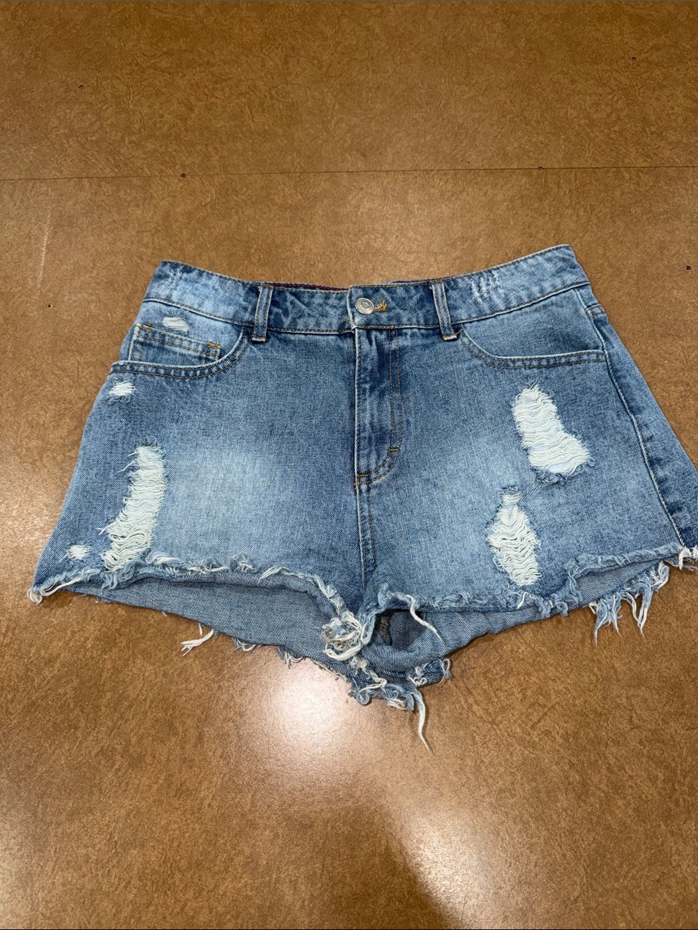 Peach Love California Distressed Light Blue Denim Shorts •Red Star Accent Pocket